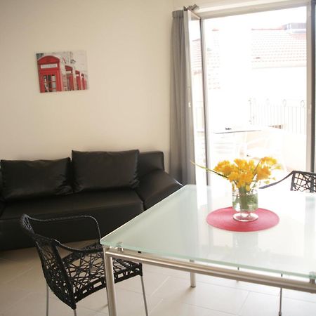 Le Vieux Port Apartments カンヌ 部屋 写真