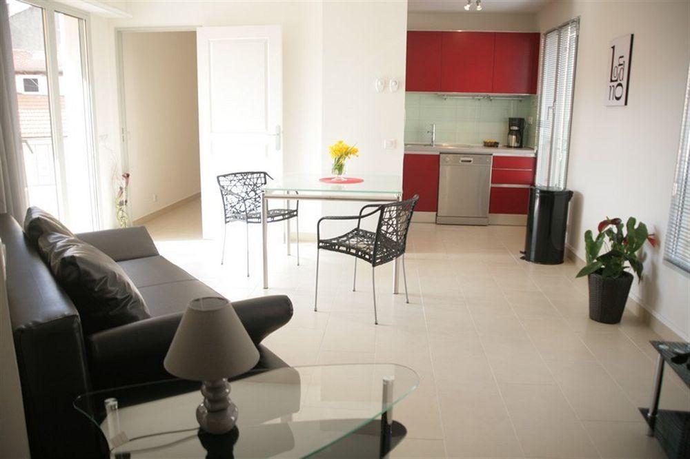 Le Vieux Port Apartments カンヌ 部屋 写真