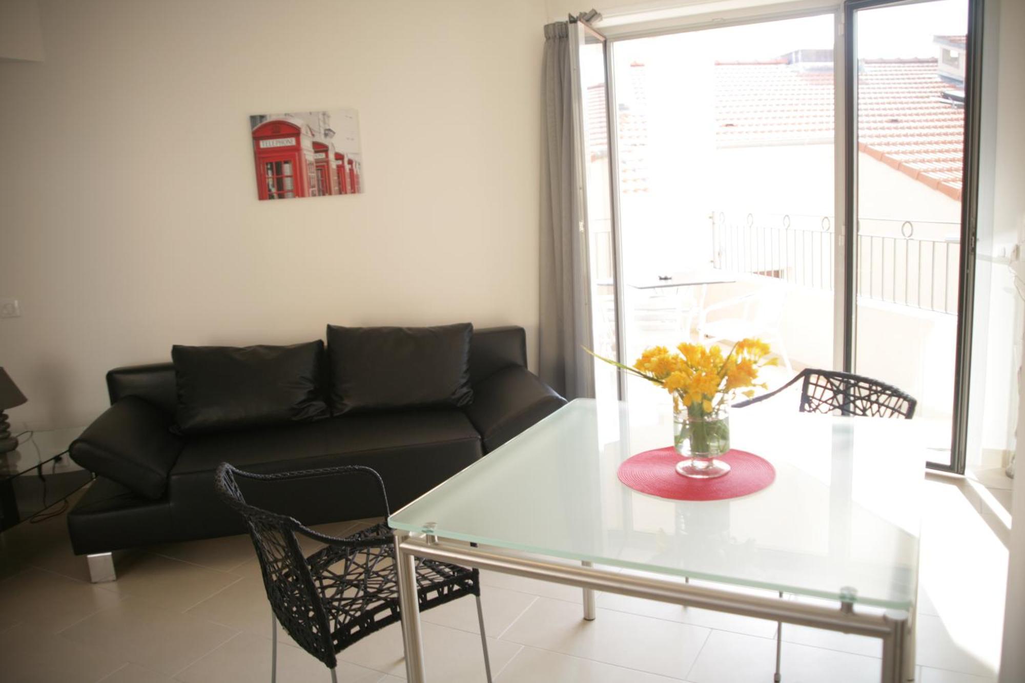 Le Vieux Port Apartments カンヌ 部屋 写真