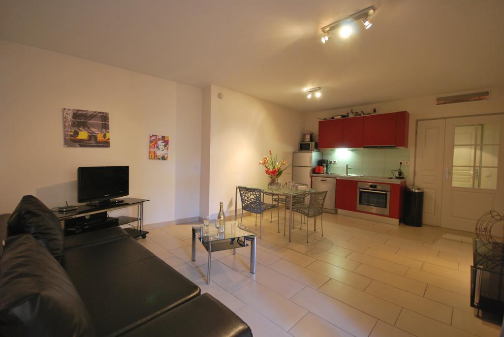 Le Vieux Port Apartments カンヌ エクステリア 写真